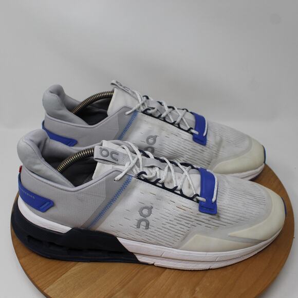 On Cloud Shoes Mens 11.5 Cloudnova Flux Athletic Sneakers Running Gym Workout - Picture 1 of 11